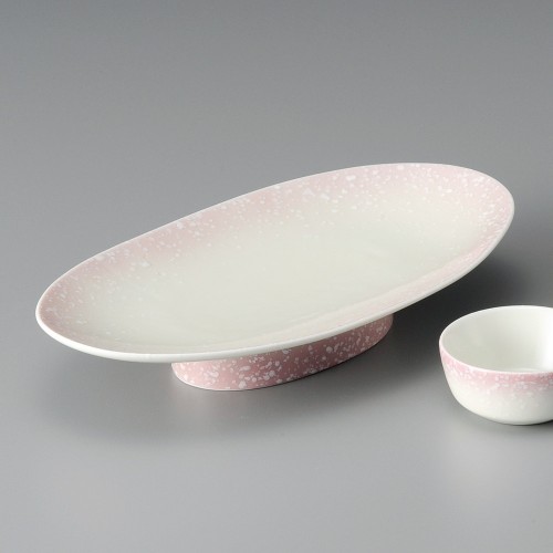 01812-181 ピンク 白吹高台 楕円皿|業務用食器カタログ陶里30号