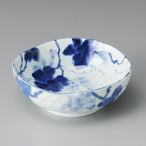 06417-011 藍染ぶどう5.5三角鉢|業務用食器カタログ陶里30号