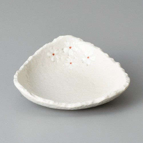 07528-341 白押花三角型盛皿(M)|業務用食器カタログ陶里30号