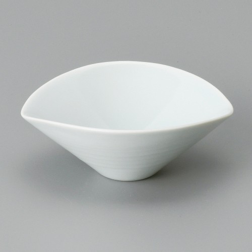 08103-651 青白磁楕円千段小鉢|業務用食器カタログ陶里30号
