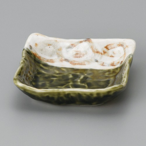 10004-341 志野織部唐草角小鉢|業務用食器カタログ陶里30号