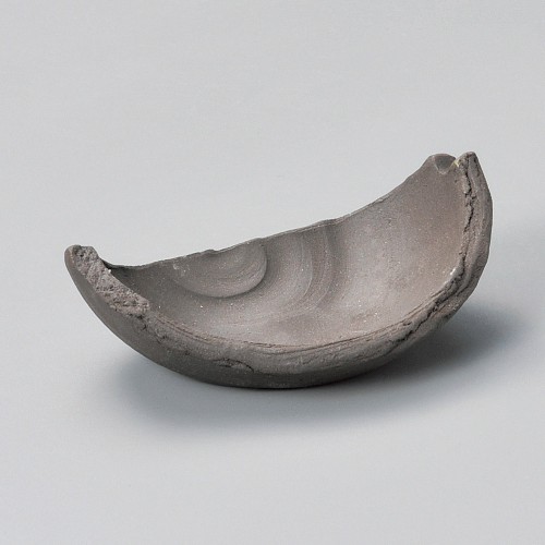 12611-181 黒土手切り変形小付(手造り)|業務用食器カタログ陶里30号