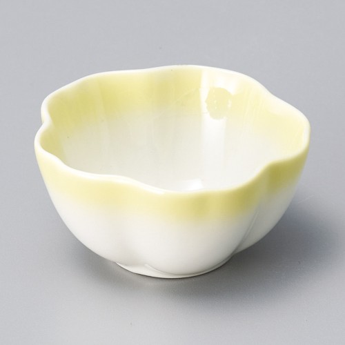 16608-021 イエロー吹桜型豆小鉢|業務用食器カタログ陶里30号