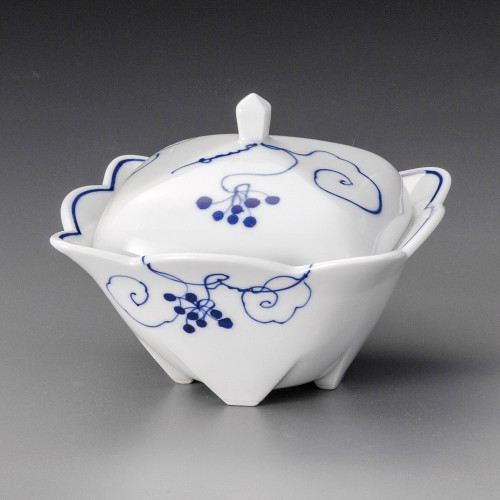 18605-181 染付 木の実角型 煮物碗|業務用食器カタログ陶里30号