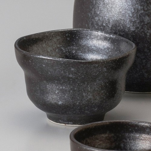 48345-121 銀黒ぐい呑 大|業務用食器カタログ陶里30号