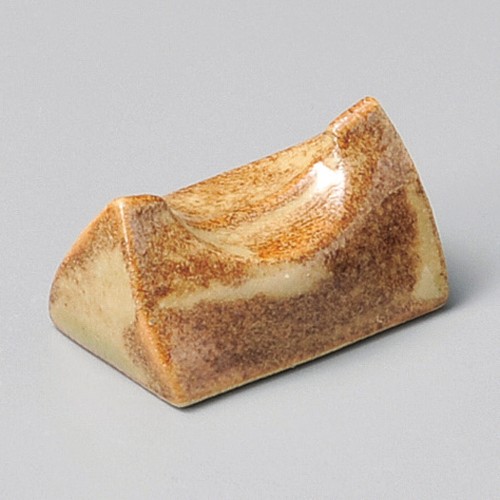 51116-331 三角信楽箸置|業務用食器カタログ陶里30号
