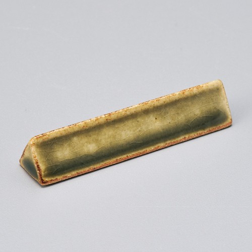 51117-081 織部三角レストS|業務用食器カタログ陶里30号