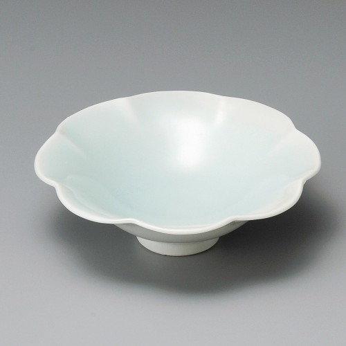 11453-181 青白磁輪花4.8鉢|業務用食器カタログ陶里30号