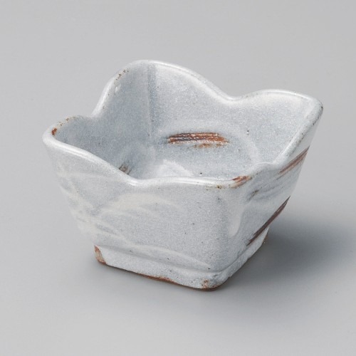 11637-181 銀志野芦(土物)花形3.3小鉢|業務用食器カタログ陶里30号
