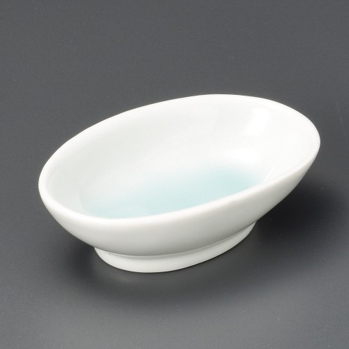 12510-471 青白磁楕円珍味|業務用食器カタログ陶里30号