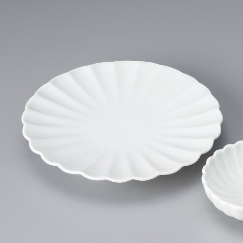 20905-451 青白磁菊型天皿|業務用食器カタログ陶里30号
