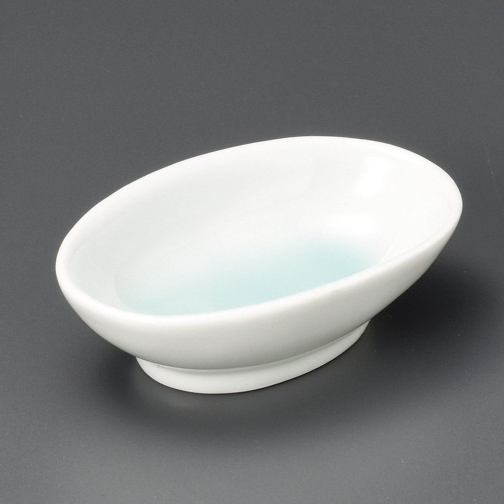 12510-471 青白磁楕円珍味|業務用食器カタログ陶里31号