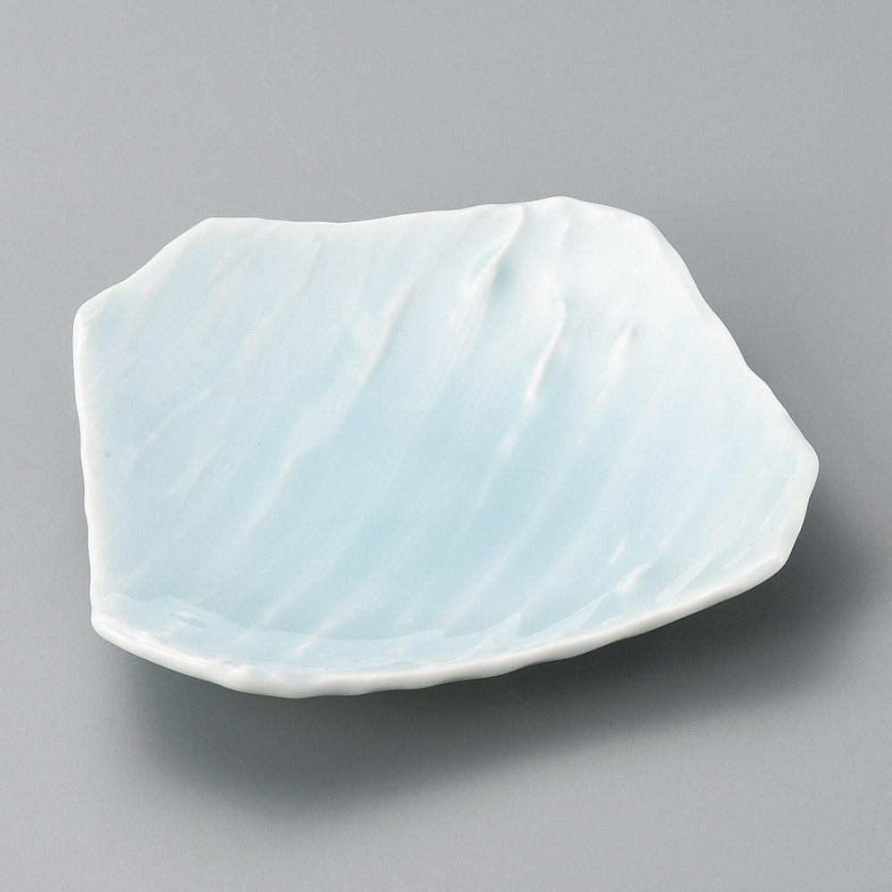 39701-181 青白波彫変形皿|業務用食器カタログ陶里31号