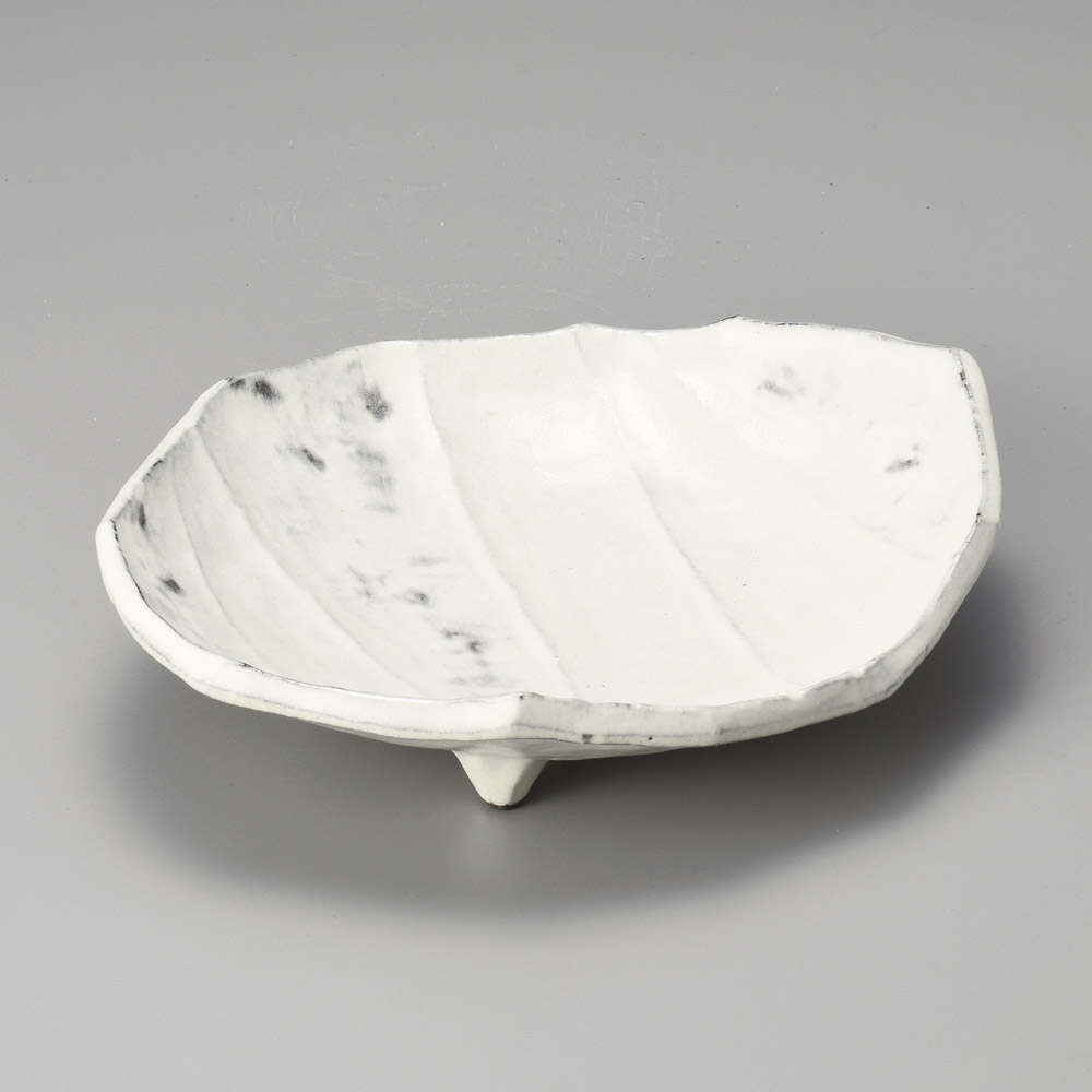 45905-671 粉引彫刻22㎝浅鉢|業務用食器カタログ陶里31号